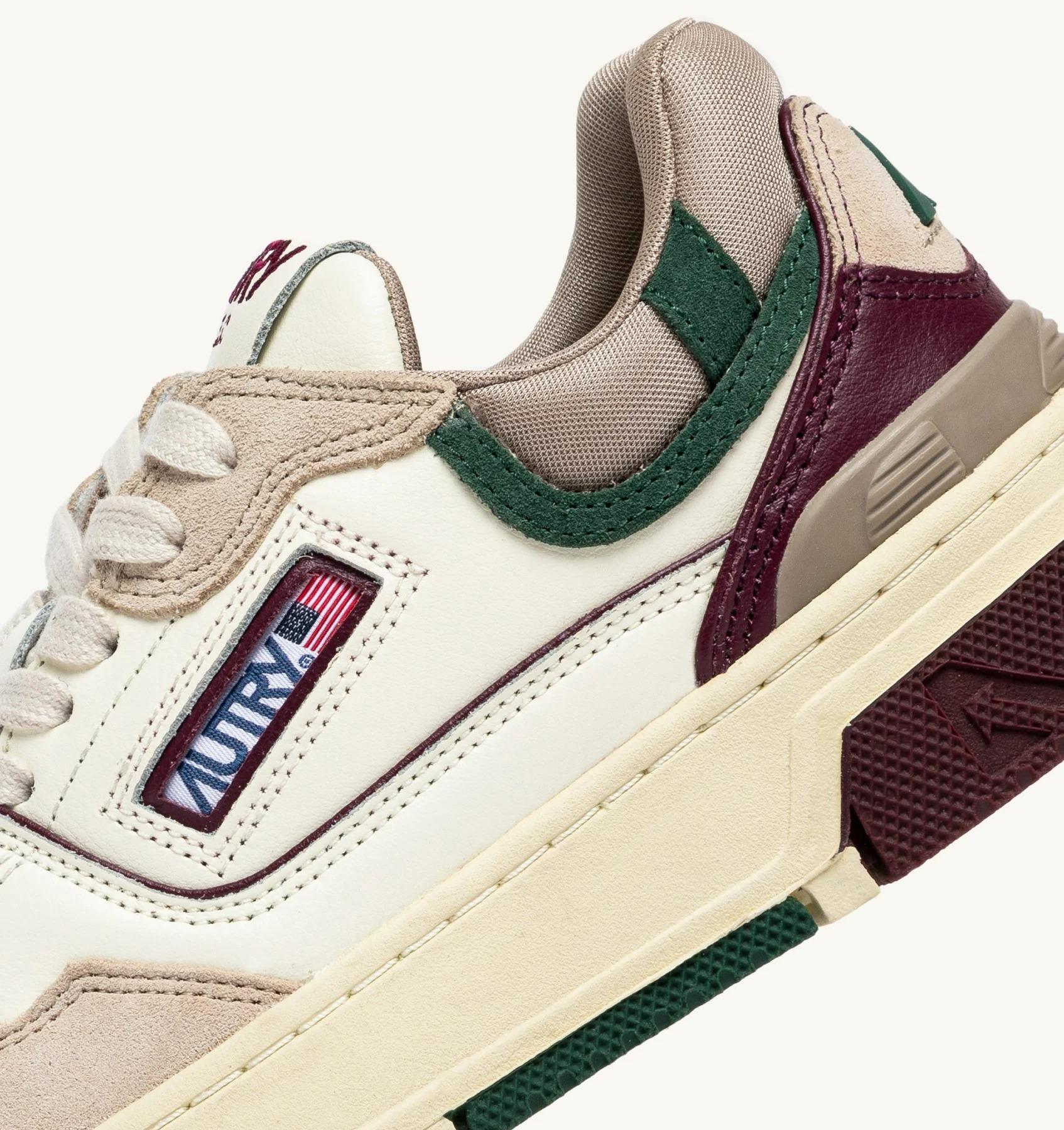 SNEAKERS CLC LOW IN SUEDE E PELLE AVORIO E BURGUNDY<BR/> ROLW MC09 AUTRY ACTION SHOES