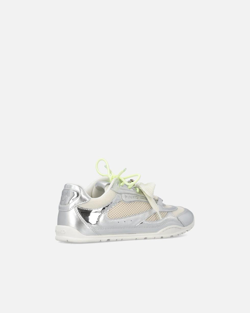 Sneakers laminate con lacci doppi e applicazioni gioiello<BR/> SS0185P146 ZZF PINKO