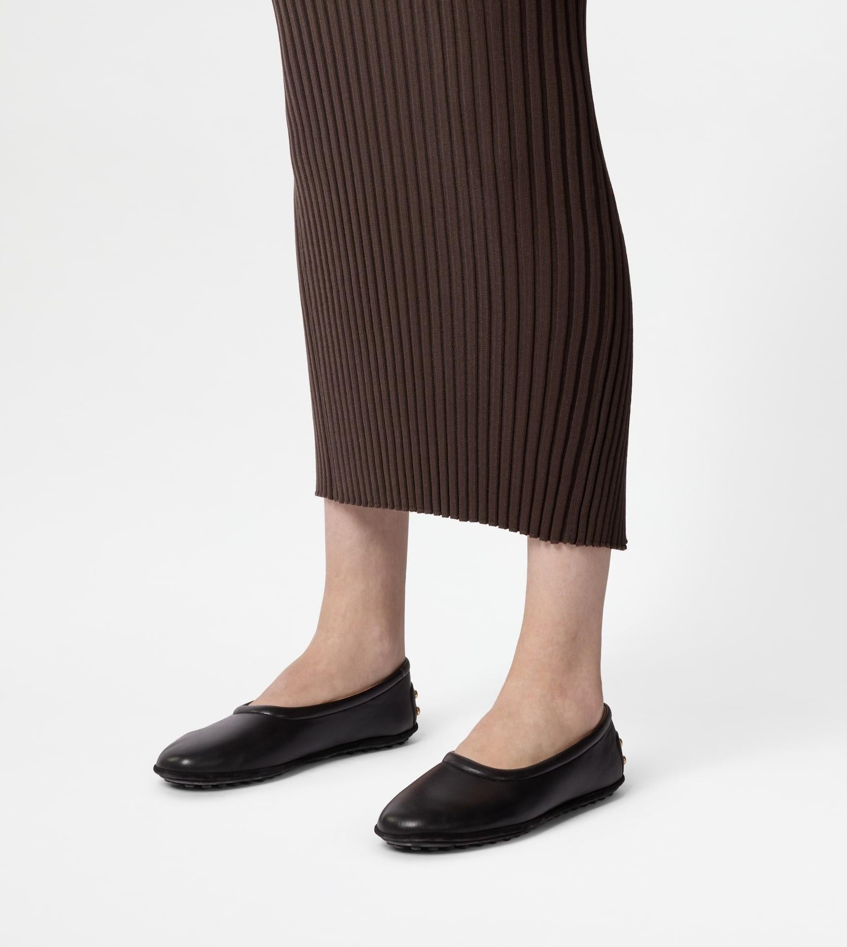 Ballerina Metal Dots in Nappa<BR/> XXW04M0KC50SWZ B999 TOD'S