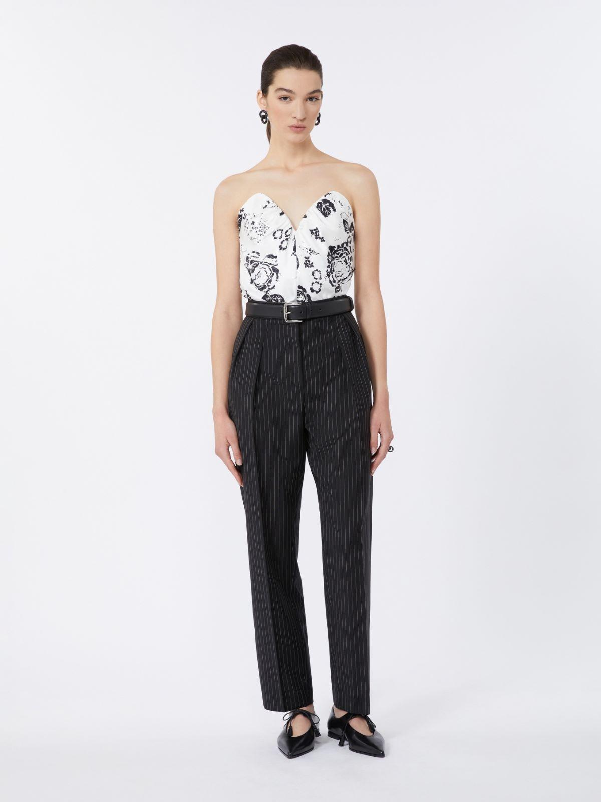 Pantalone carrot in tela di lana SESAMO 002 MAX MARA
