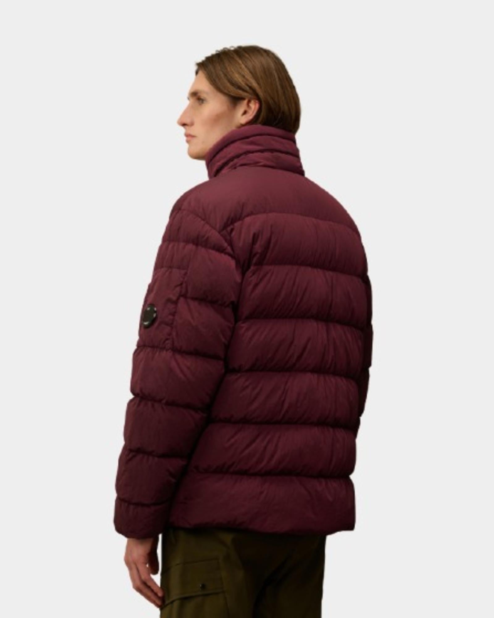 Piumino uomo in tessuto tecnico imbottito i piuma