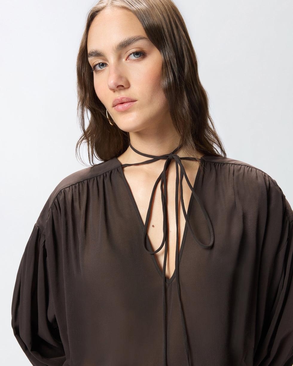 Blusa con scollo a V e arricci<BR/> 106846A3B2 M04 PINKO