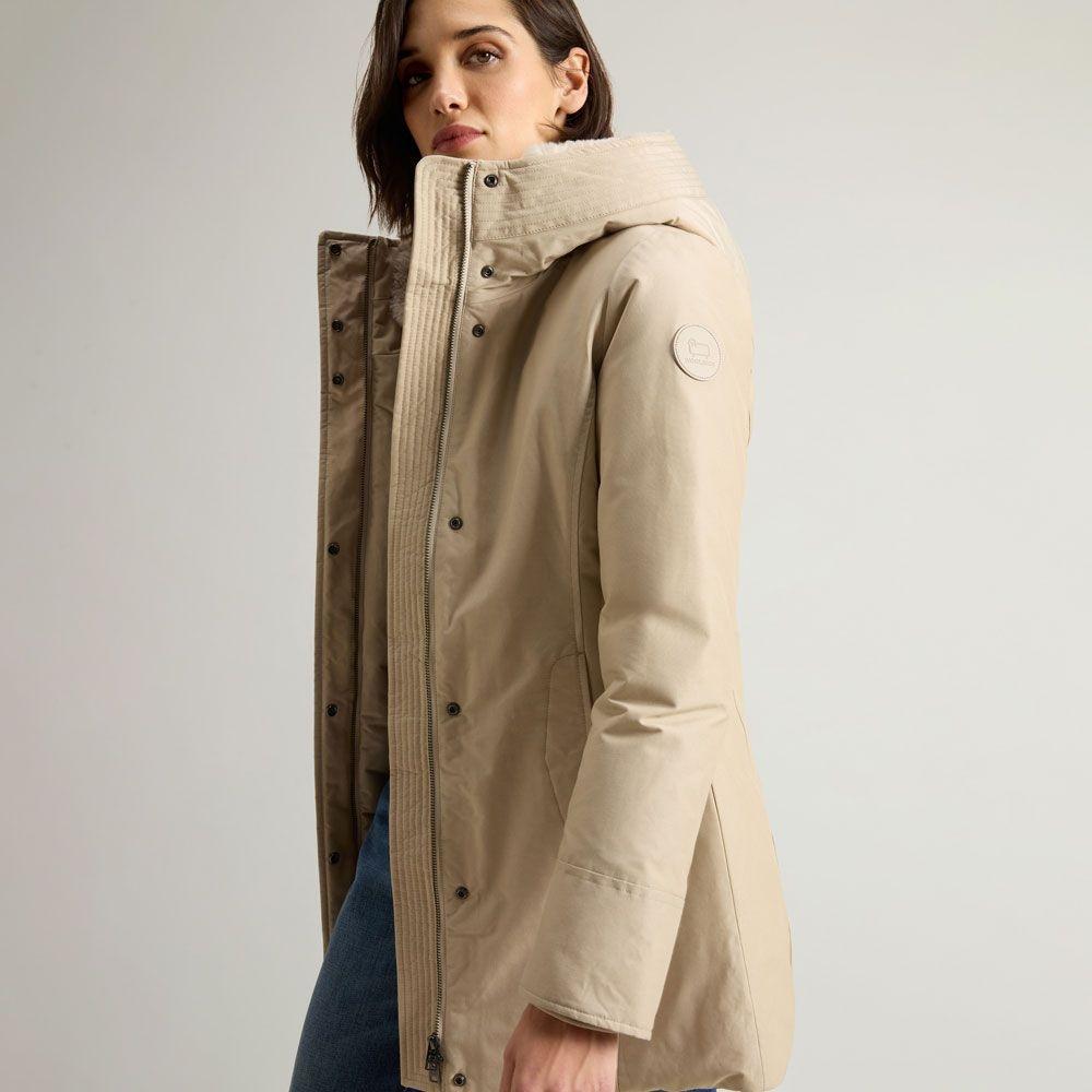 Boulder Parka in Ramar Cloth con cappuccio e collo removibile in pelliccia sintetica<BR/> CFWWOU0724FRUT0001 OXT WOOLRICH