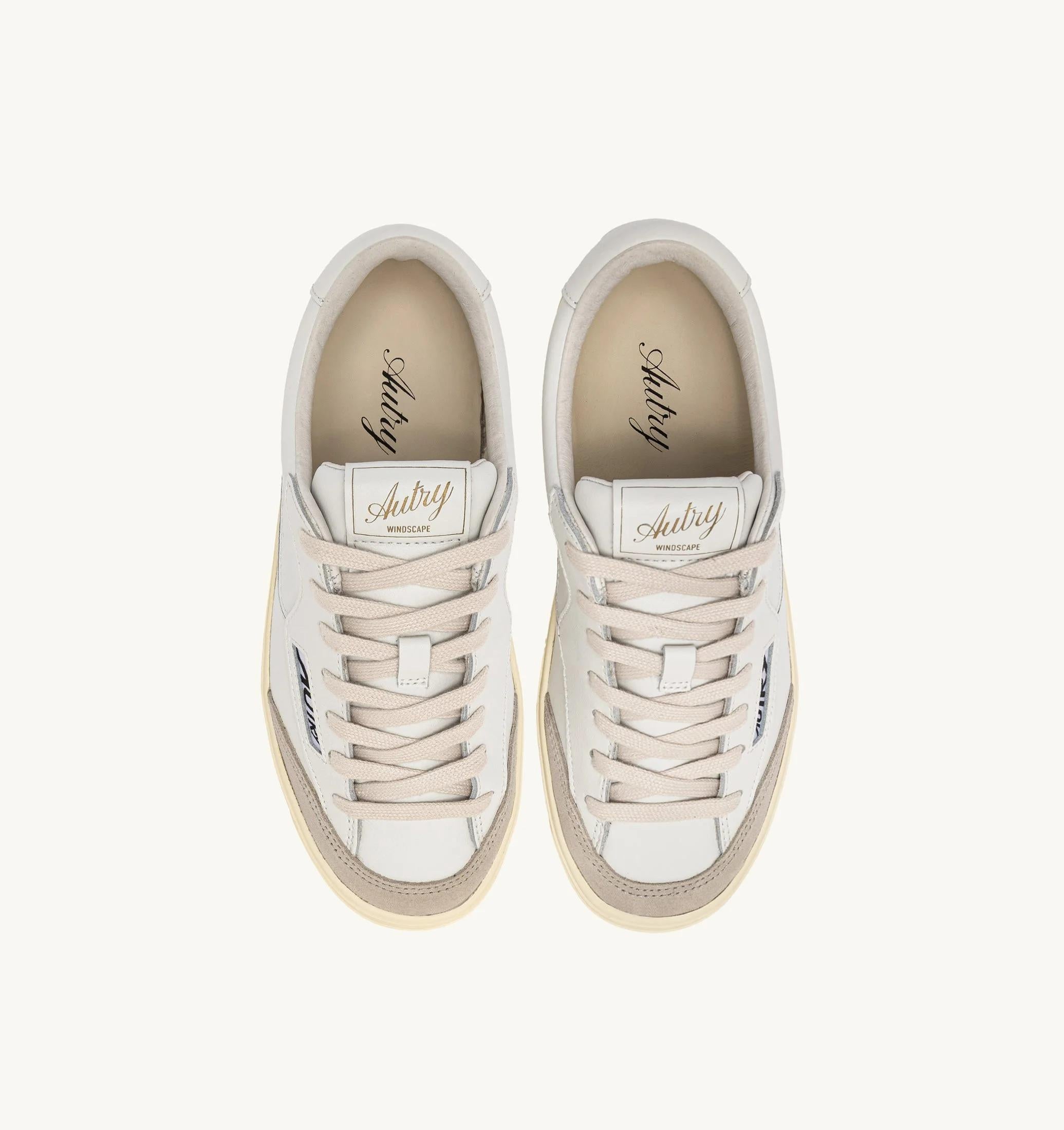 SNEAKERS WINDSCAPE LOW IN PELLE BIANCA<BR/> SCLW UK01 AUTRY ACTION SHOES