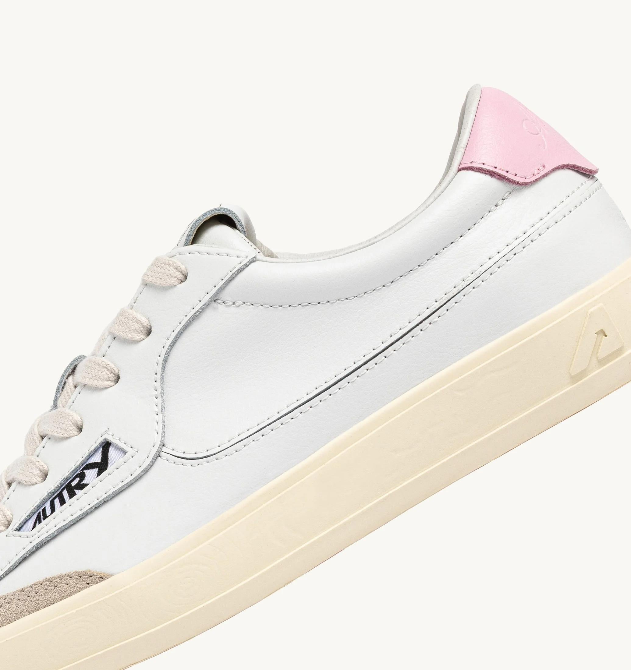 SNEAKERS WINDSCAPE LOW IN PELLE BIANCA E FAIRY TALE<BR/> SCLW UK04 AUTRY ACTION SHOES