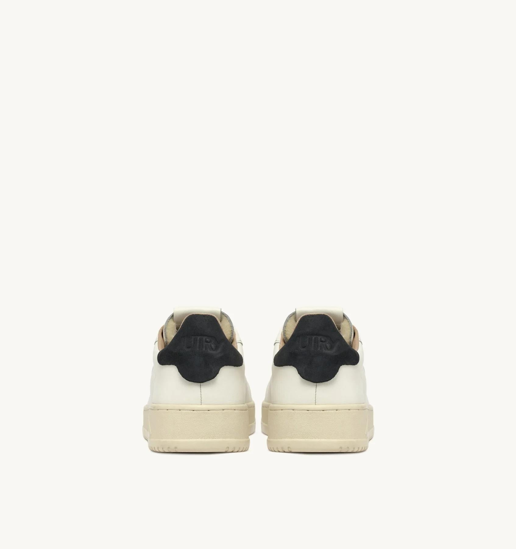 SNEAKERS DALLAS LOW IN PELLE BIANCA E SPACE ADLM MR04 AUTRY ACTION SHOES
