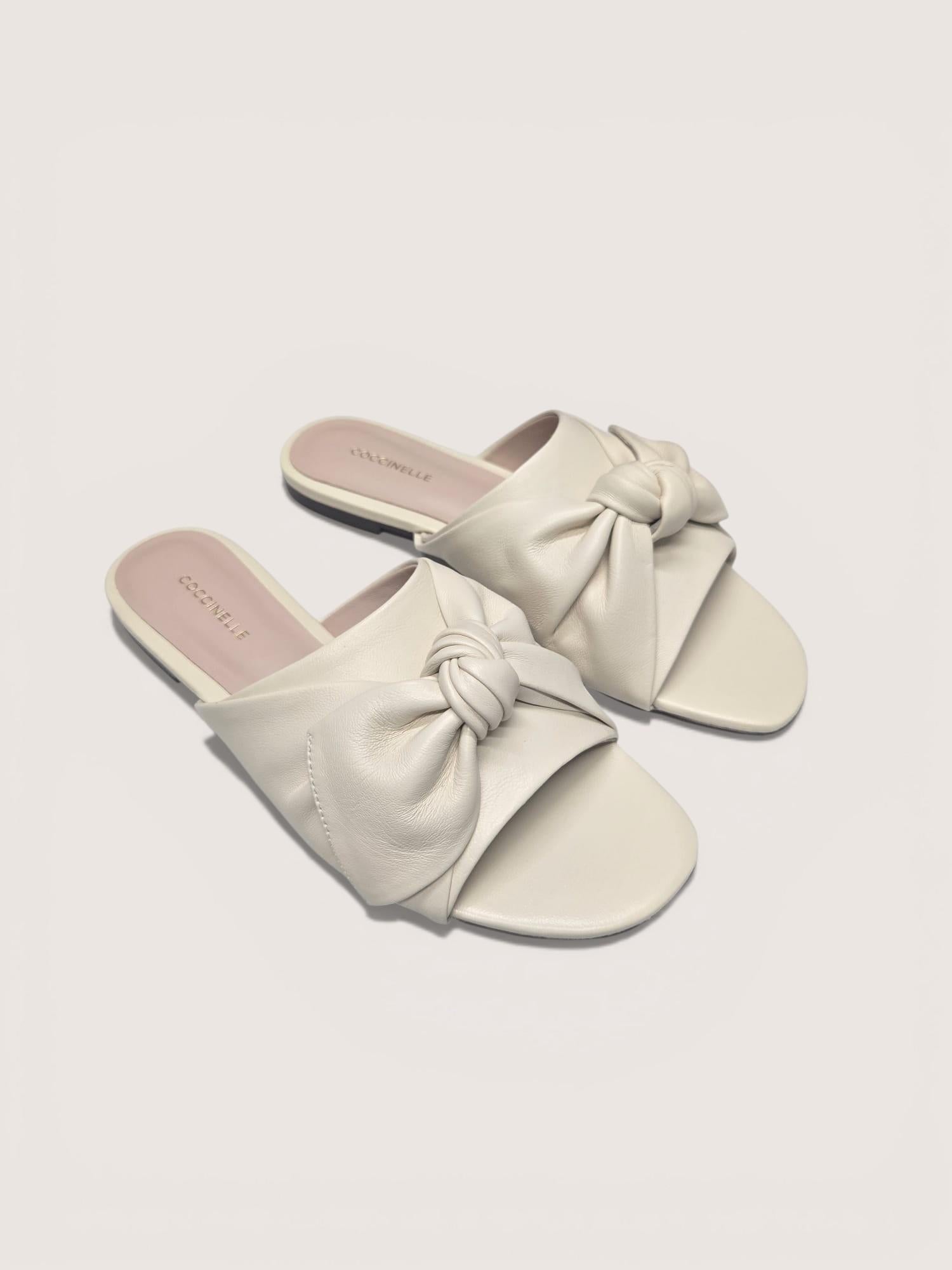 ciabatta FUROSHIKI avorio E4U1C170101 N17 COCCINELLE