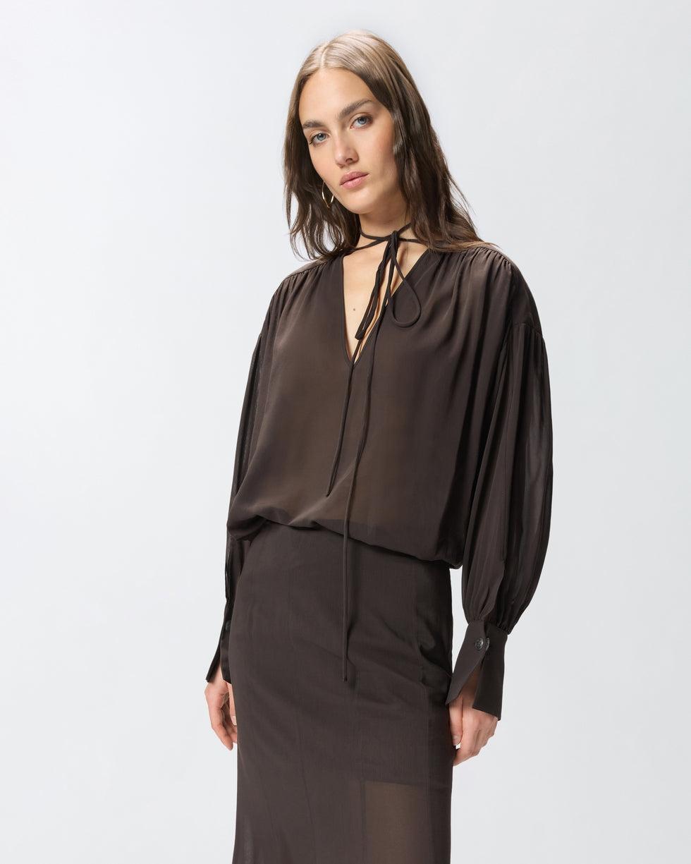 Blusa con scollo a V e arricci<BR/> 106846A3B2 M04 PINKO