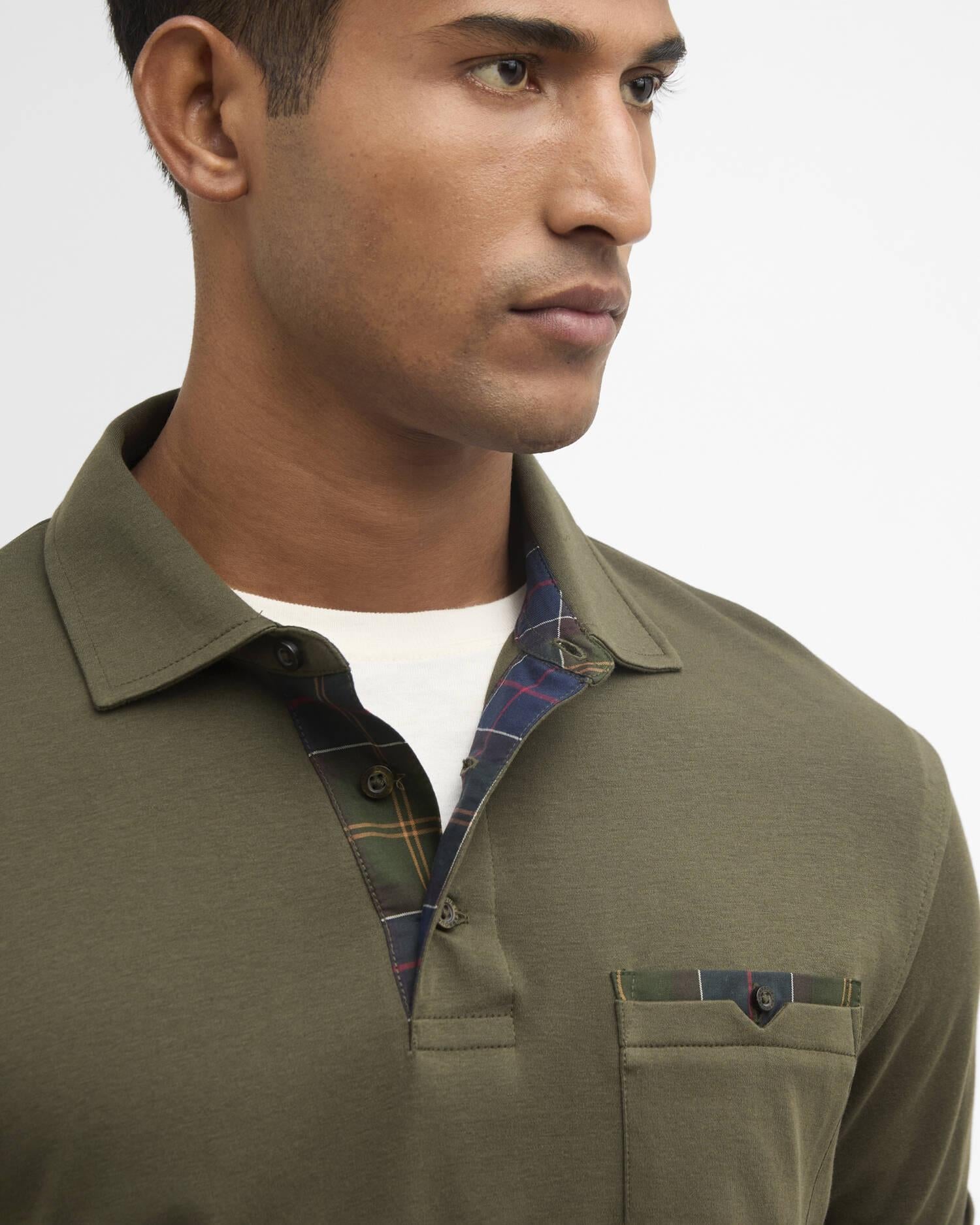 Polo Corpatch a maniche corte leggermente aderente<BR/> MML1496MML OL71 BARBOUR