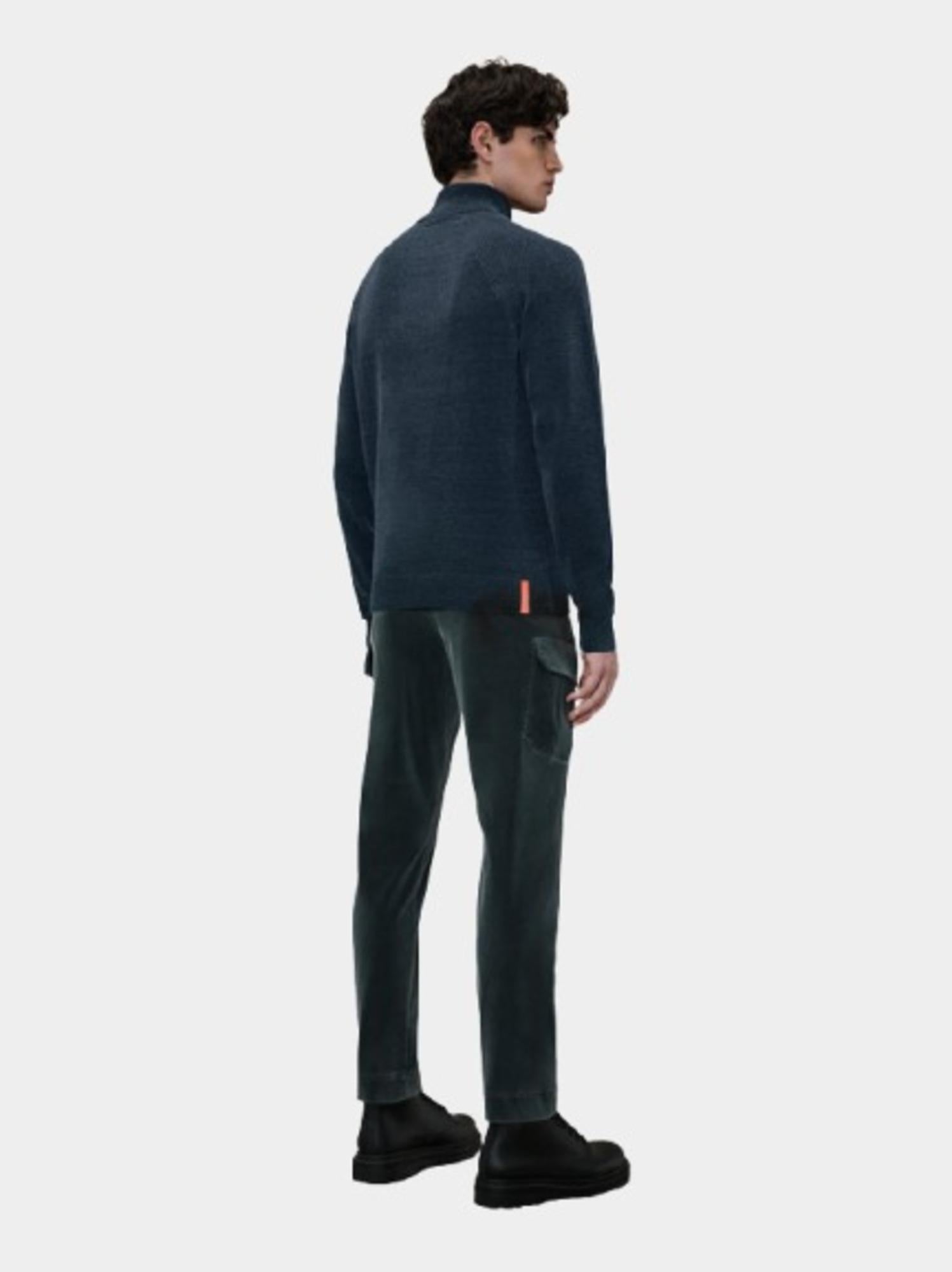 Maglia uomo dolcevita in ciniglia vellutata