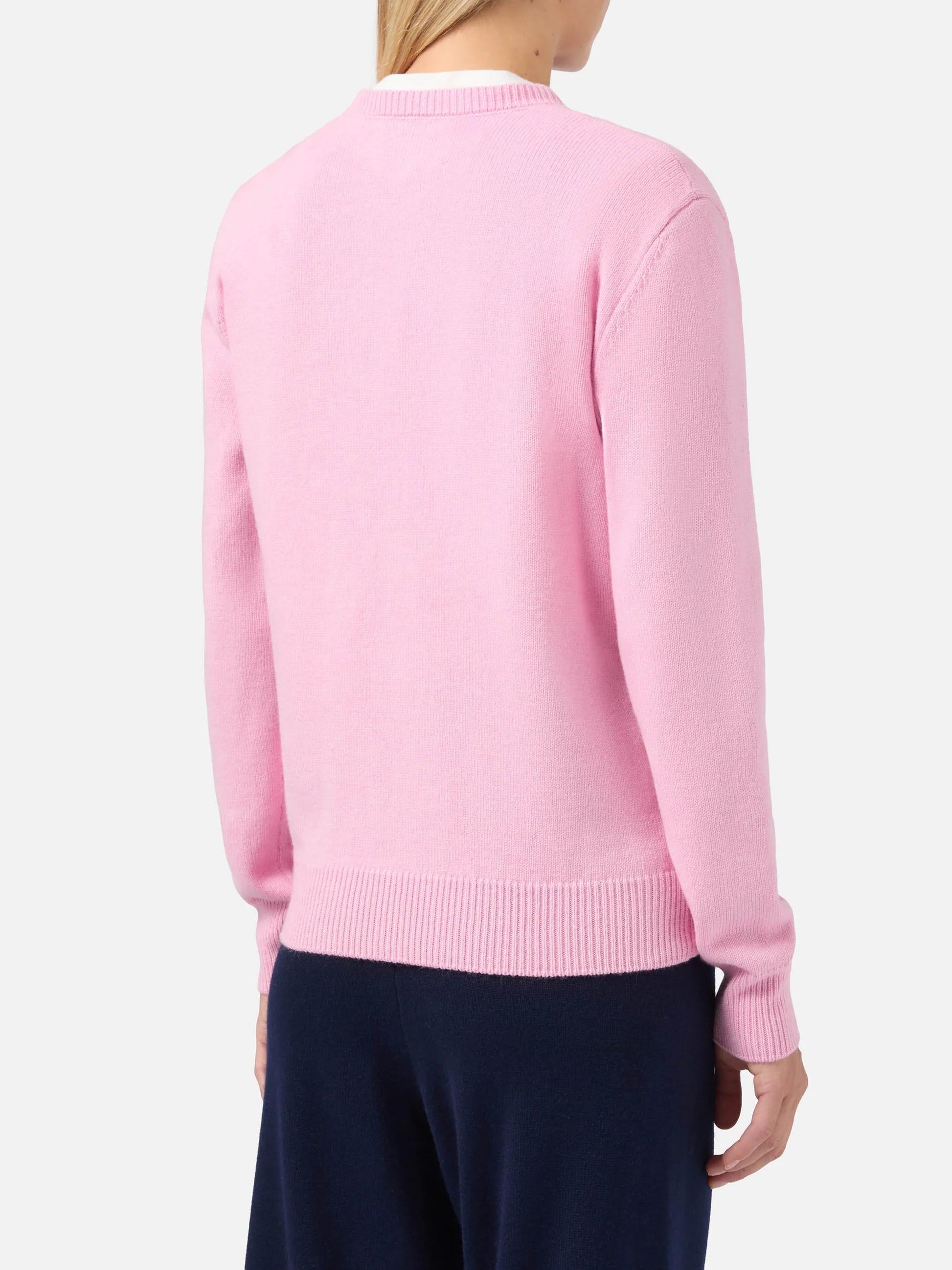 Maglione New Queen in misto cashmere rosa con ricamo Non vivo senza te(lefono)<BR/> QUE0010 02124I MC2 SAINT BARTH