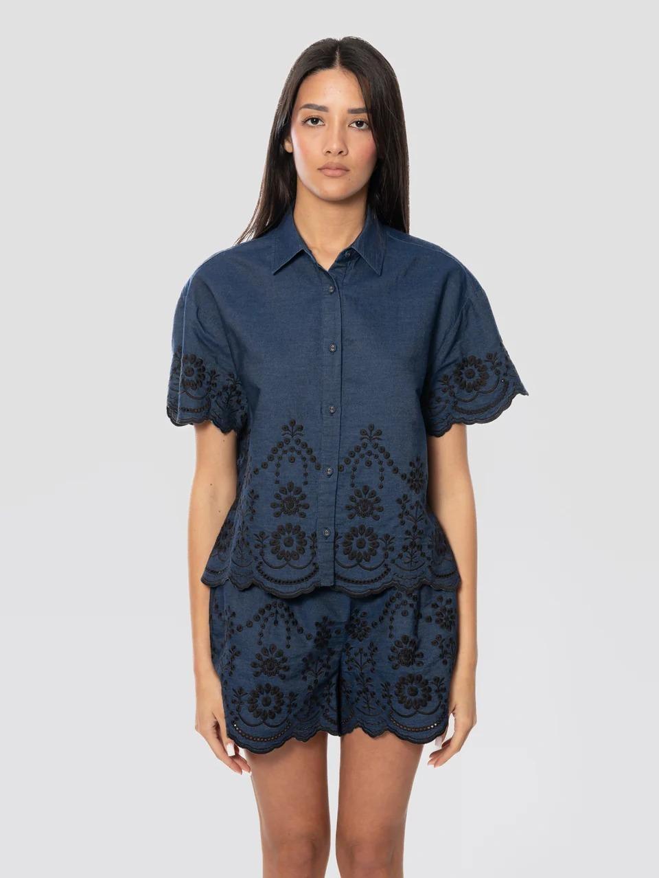 MC2 SAINT BARTH Camicia Chambray in Denim con Ricami Blu<BR/> CEM0001 01309L MC2 SAINT BARTH