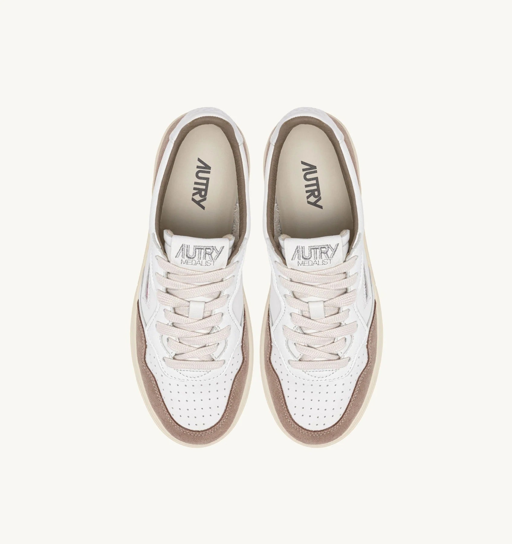 SNEAKERS MEDALIST LOW IN PELLE BIANCA E SUEDE TOBACCO AULM GS43 AUTRY ACTION SHOES 
