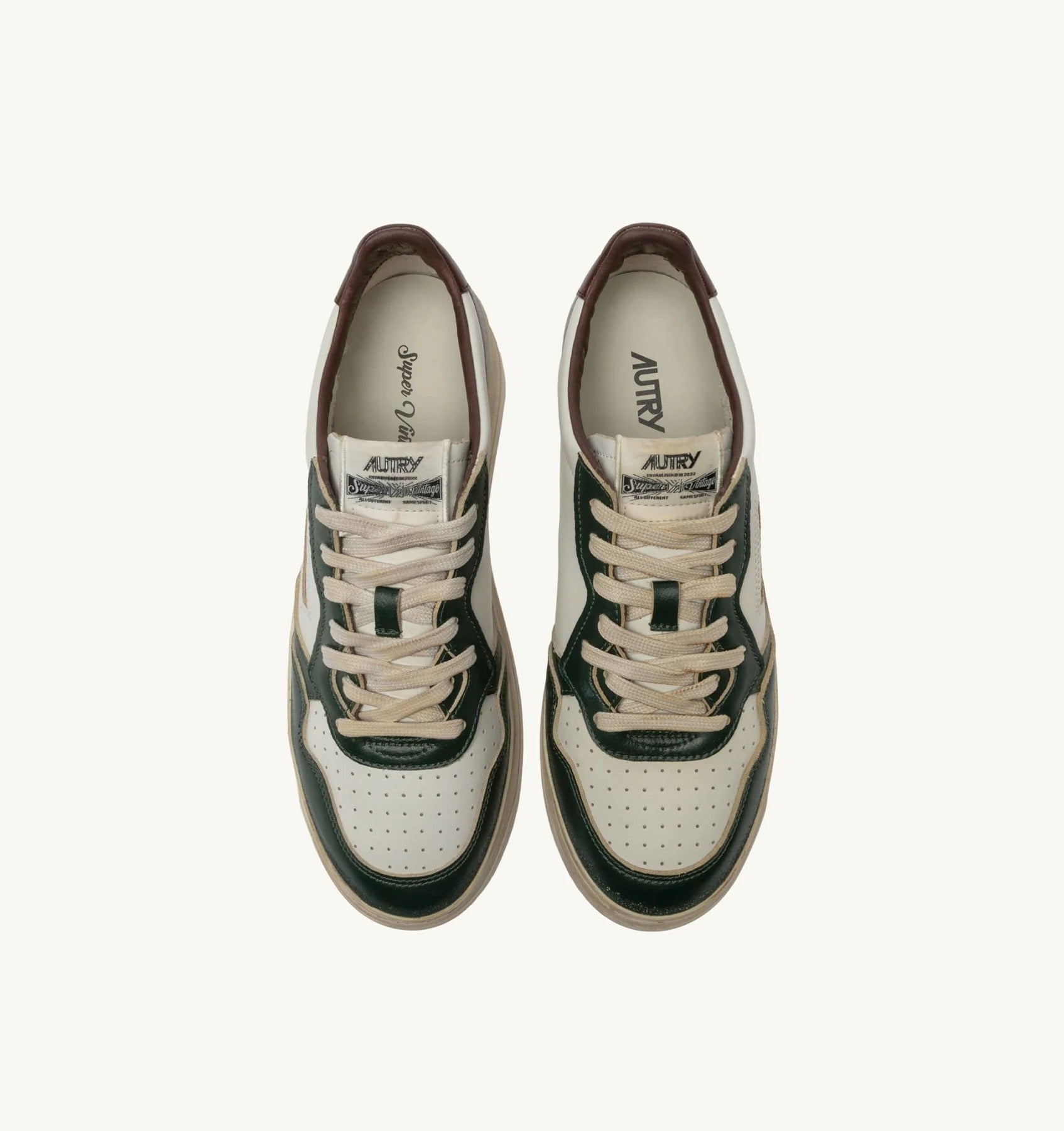 SNEAKERS MEDALIST LOW SUPER VINTAGE IN PELLE BIANCA PINE GROVE E RUM RAISIN AVLM SV52 AUTRY ACTION SHOES 