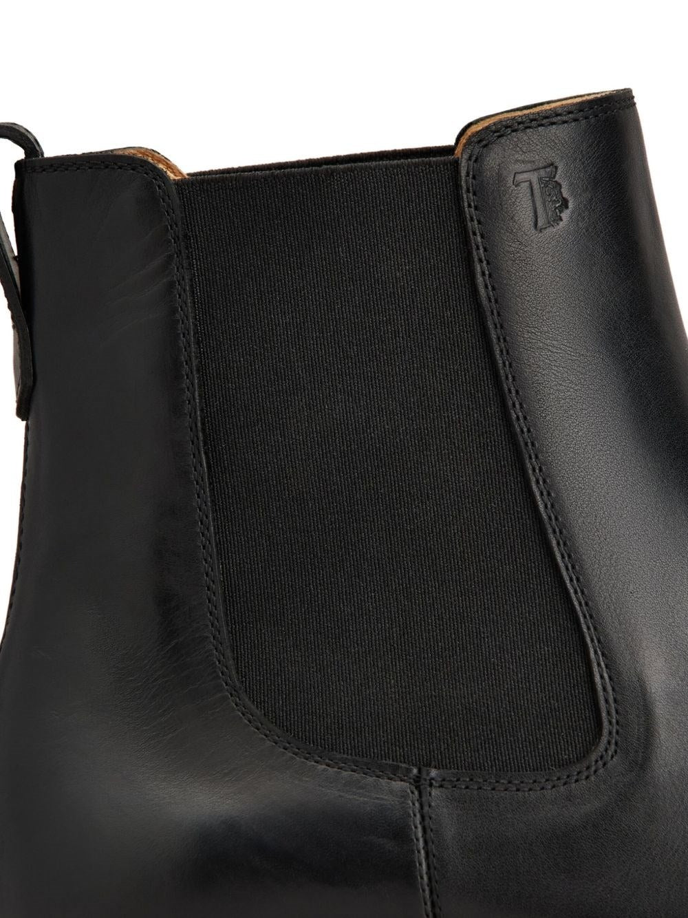 Stivaletto in pelle<BR/> XXM75L00P20D90 B999 TOD'S 