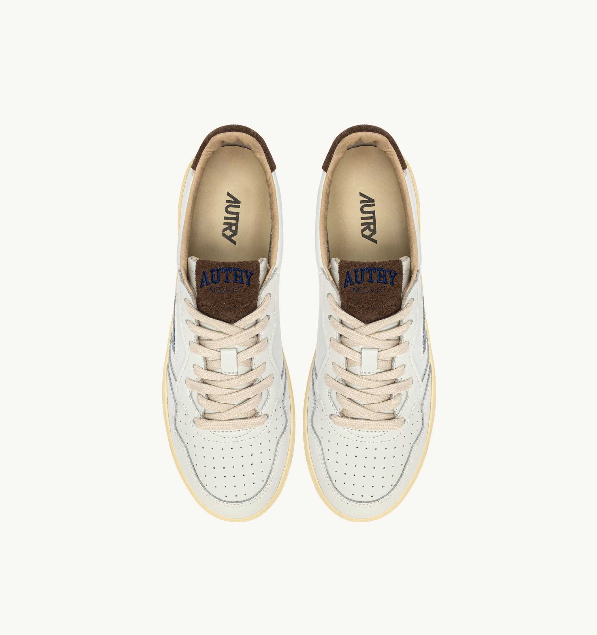 AUTRY SNEAKERS<BR/>SNEAKERS MEDALIST LOW IN PELLE BIANCA E SUEDE CHOCOLATE CHIP AULM HJ03 AUTRY ACTION SHOES 