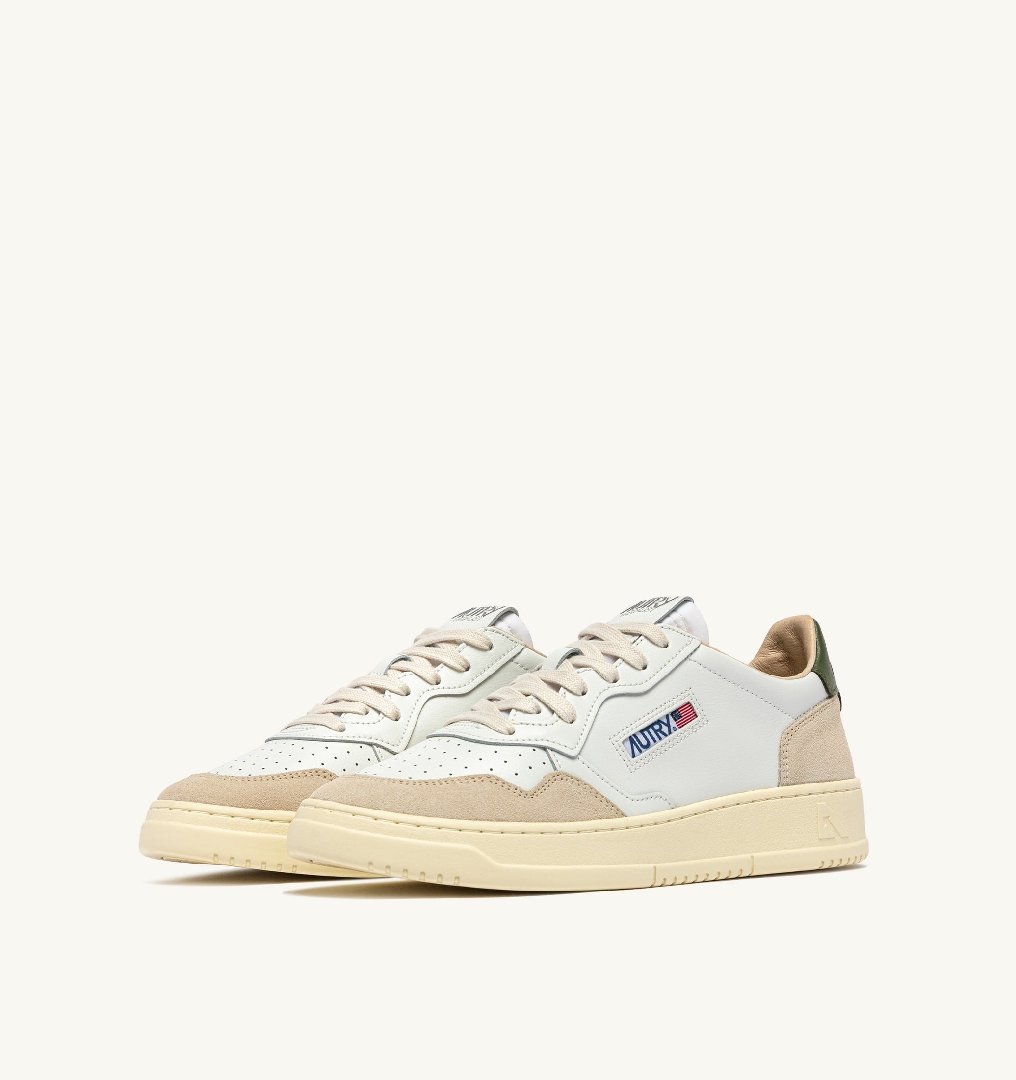 AUTRY SNEAKERS<BR/>SNEAKERS MEDALIST LOW IN SUEDE E PELLE BIANCA E BRONZE GREEN AULM LS17 AUTRY ACTION SHOES 