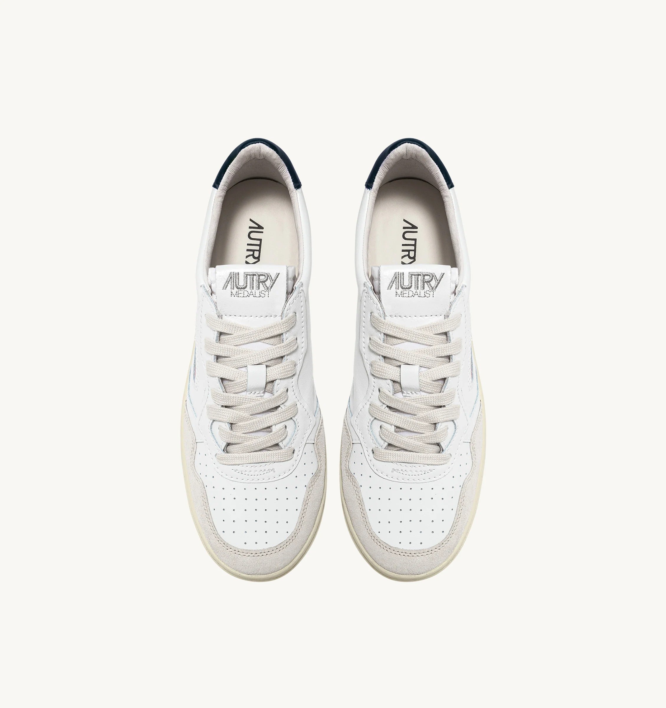 AUTRY SNEAKERS<BR/>SNEAKERS MEDALIST LOW IN PELLE BIANCA E BLU E SUEDE BEIGE AULM LS28 AUTRY ACTION SHOES 