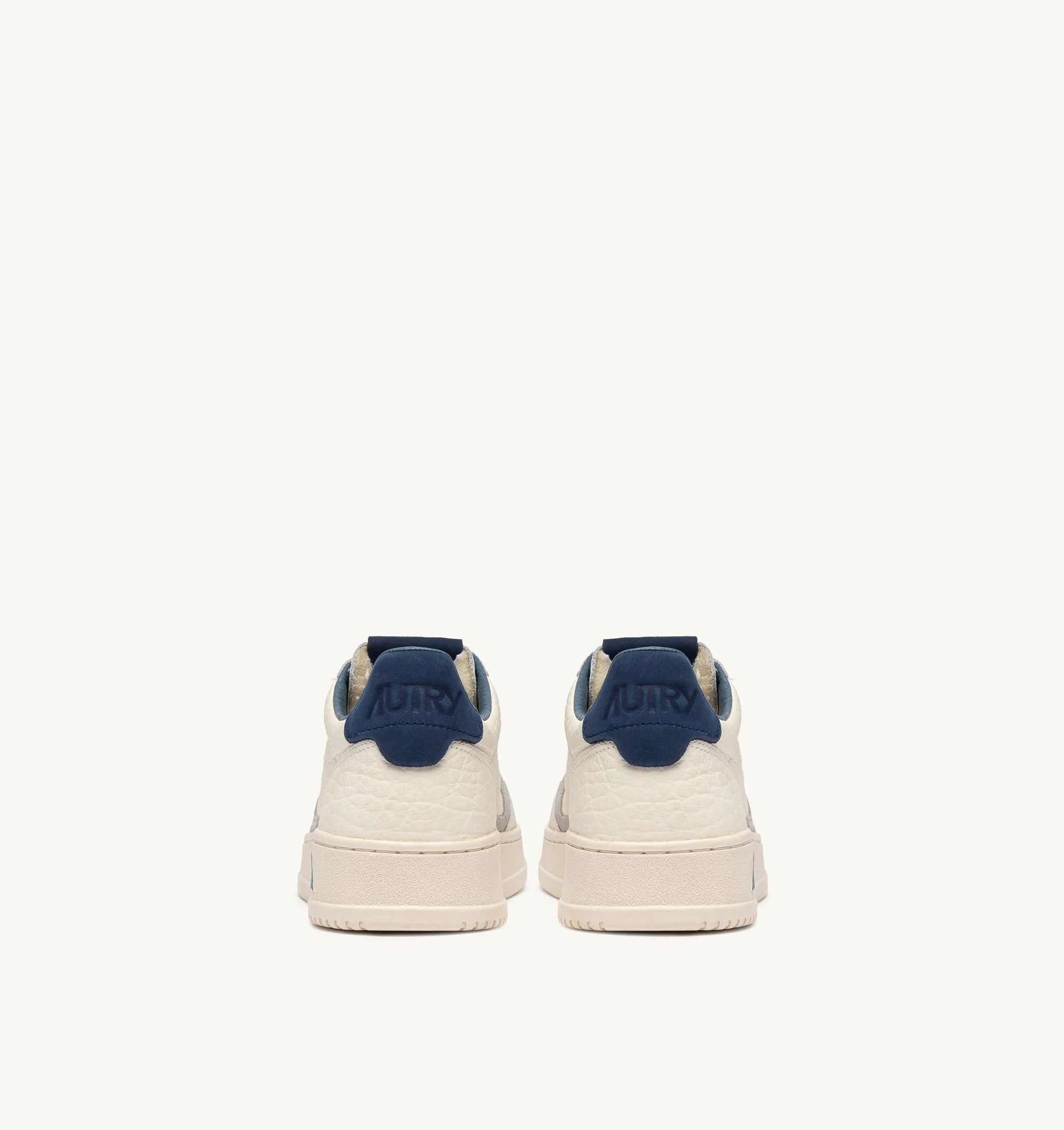 AUTRY SNEAKERS<BR/>SNEAKERS MEDALIST LOW IN PELLE BLUE DEPTHS E VAPOR AULM NE20 AUTRY ACTION SHOES 