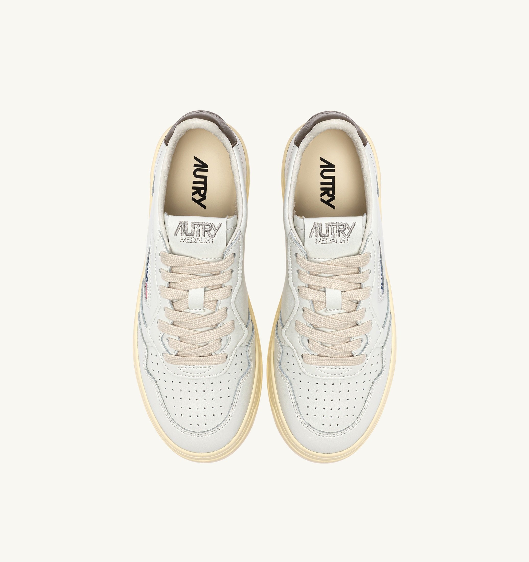 AUTRY SNEAKERS<BR/>SNEAKERS MEDALIST LOW IN PELLE BIANCA E CHOCOLATE AULW LL28 AUTRY ACTION SHOES 