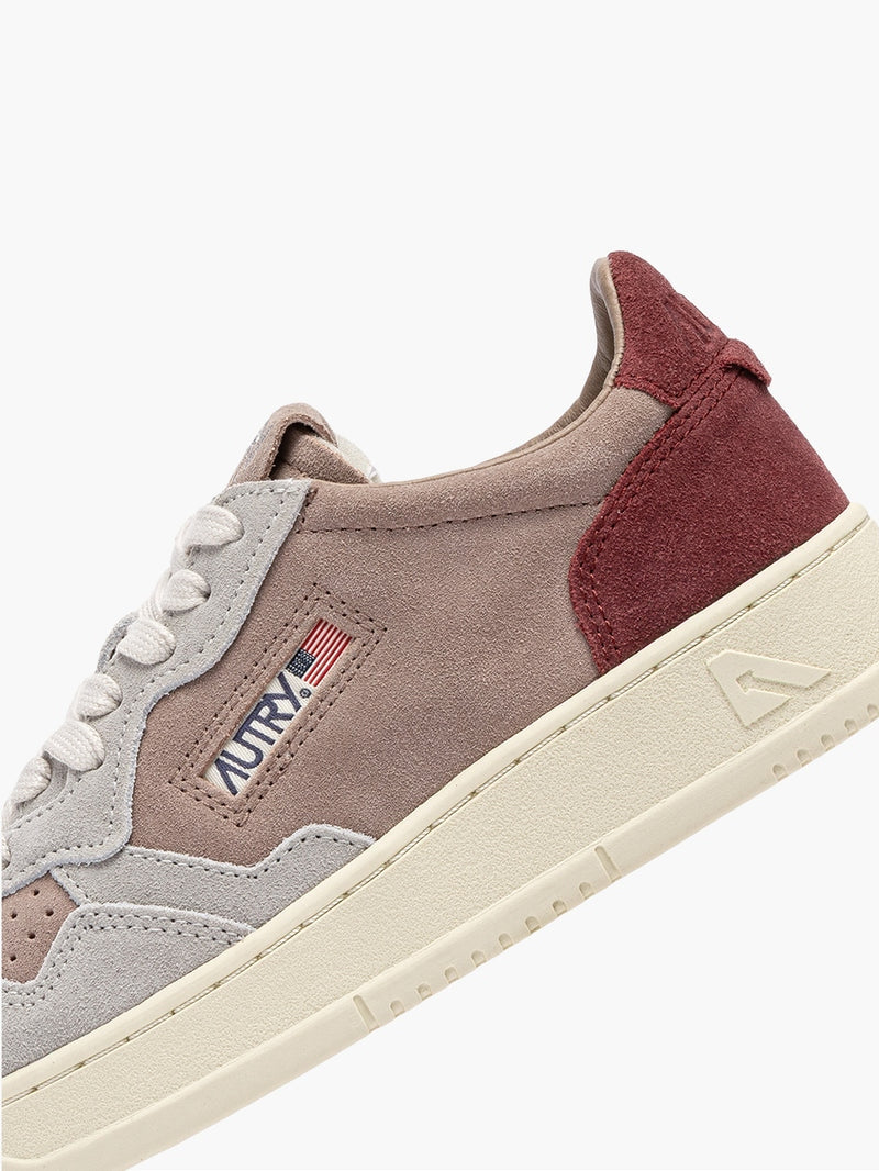 AUTRY SNEAKERS<BR/>SNEAKERS MEDALIST LOW TRICOLOR IN SUEDE COLORE Suede/borgogna/rose AULW TS39 AUTRY ACTION SHOES 