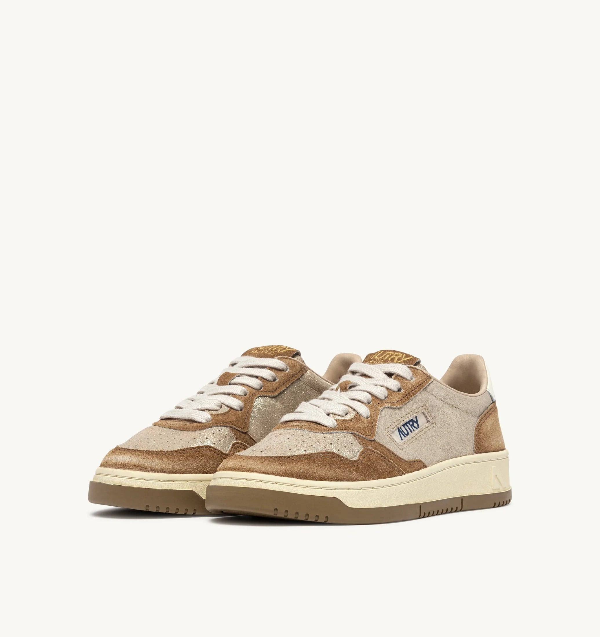 AUTRY SNEAKERS<BR/>SNEAKERS MEDALIST LOW IN SUEDE PLATINO E BEIGE SUGAR AULW YB01 AUTRY ACTION SHOES 
