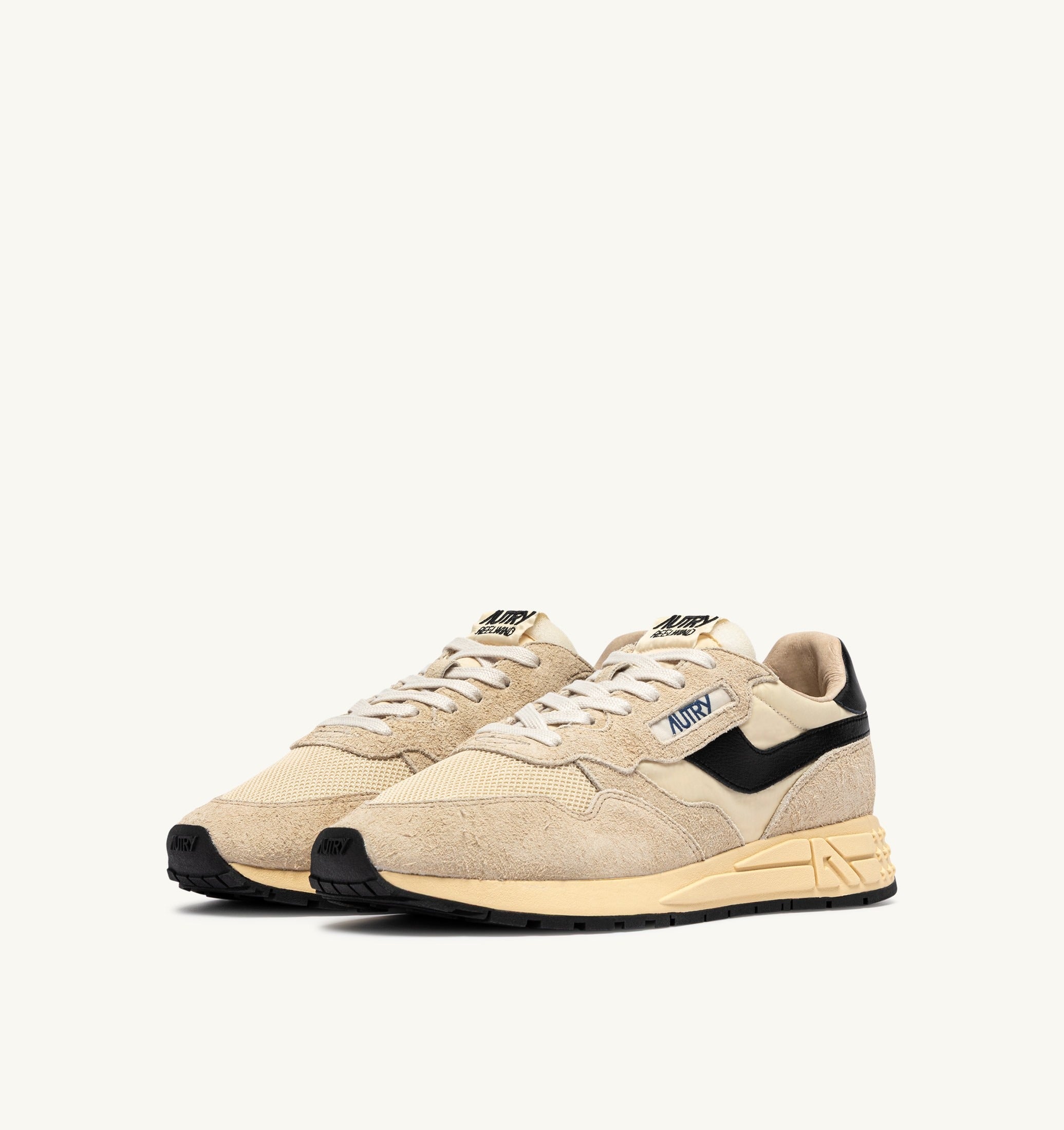 AUTRY SNEAKERS<BR/>SNEAKERS REELWIND LOW IN NYLON E SUEDE ECRU E NERO WWLM UT60 AUTRY ACTION SHOES 