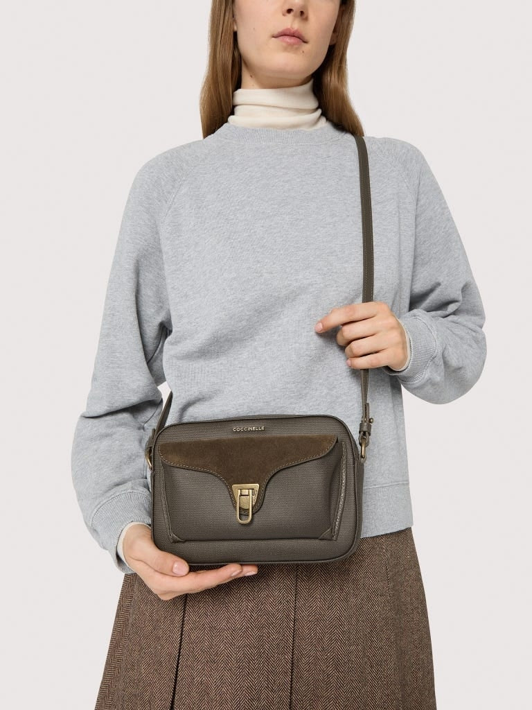 Coccinelle Beat small<BR/> E1V3L150201 W25 COCCINELLE 