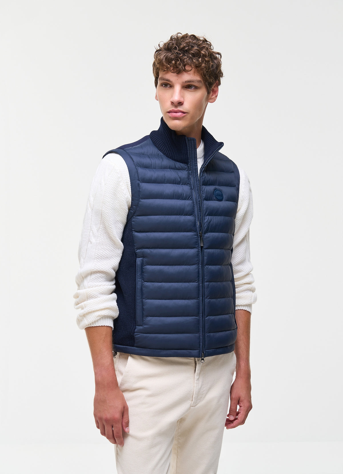 Gilet con inserti in maglia 11000013 68 COLMAR 