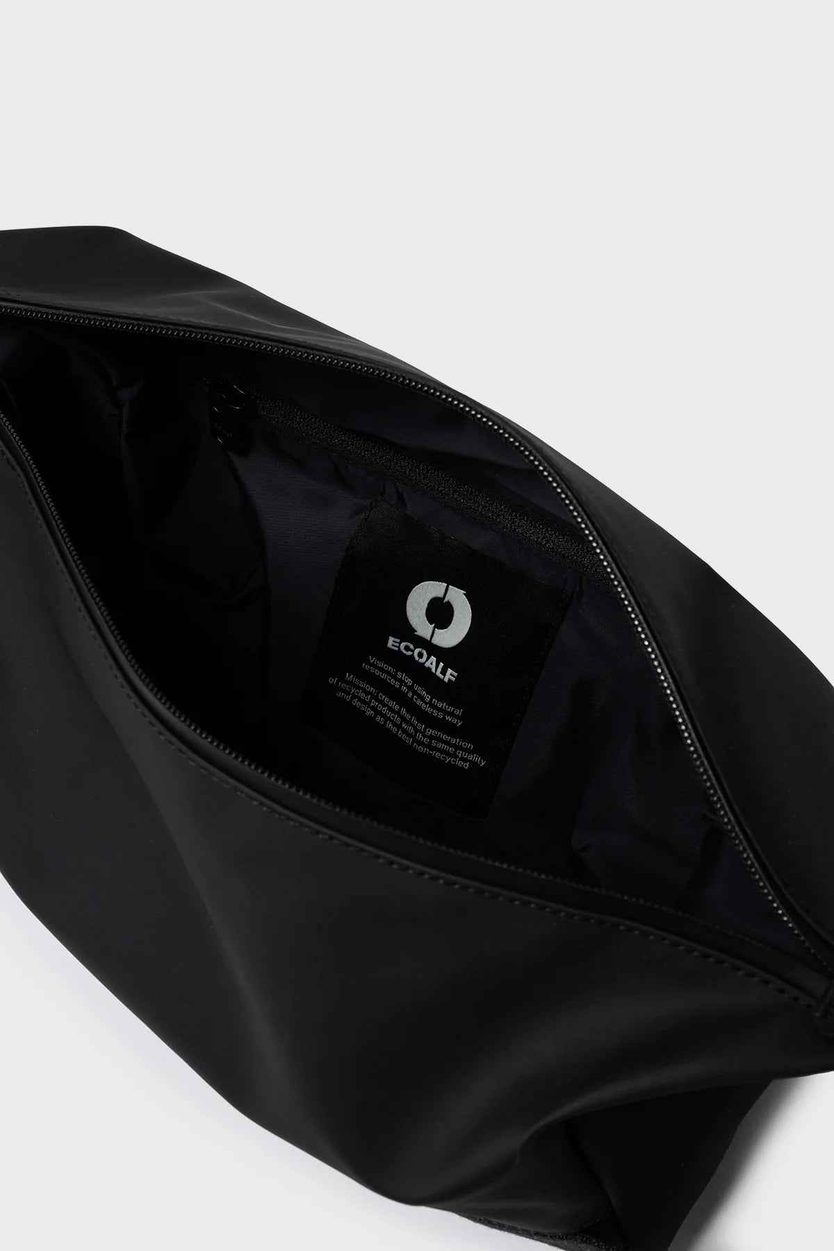 Beauty case nero Areny Wr<BR/><BR/> ARENYTOILETRY 319 ECOALF 