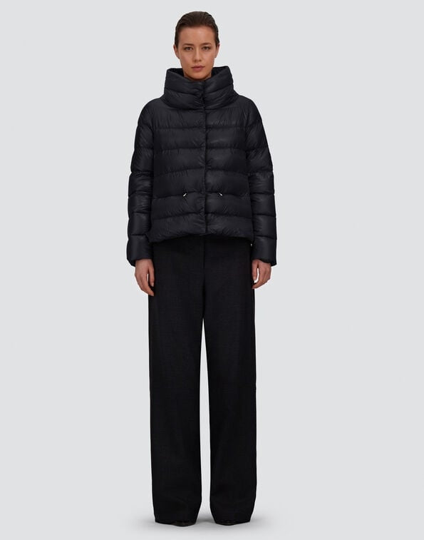 CAPPA IN NYLON ULTRALIGHT<BR/> PI001781D12017Z 9300 HERNO 