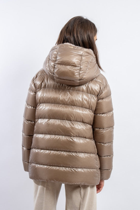 Piumino Con Interni In Contrasto PI002312D12017Z 2600 HERNO 