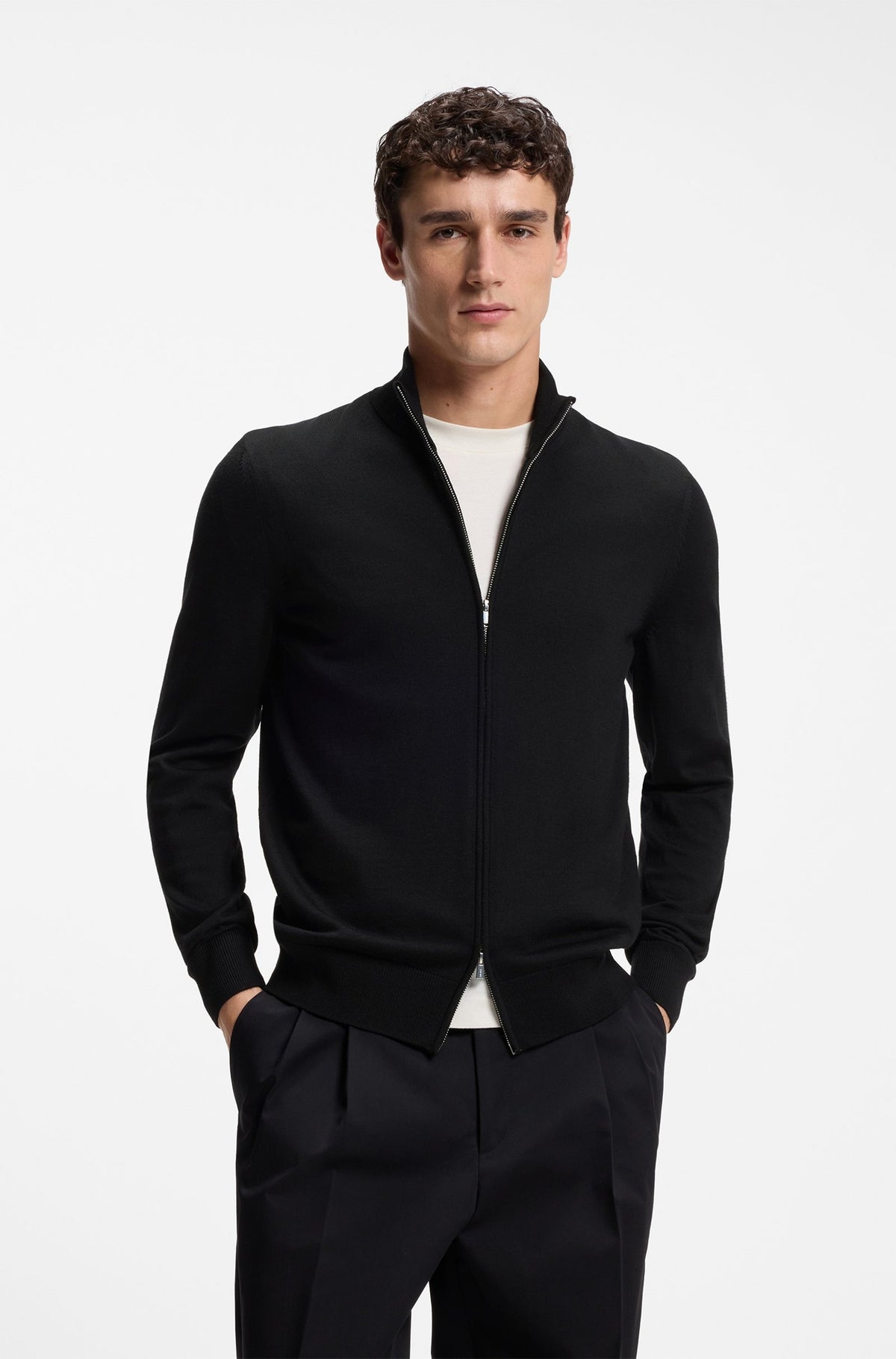 Maglione con zip in lana merino<BR/> 50566344 001 HUGO BOSS 