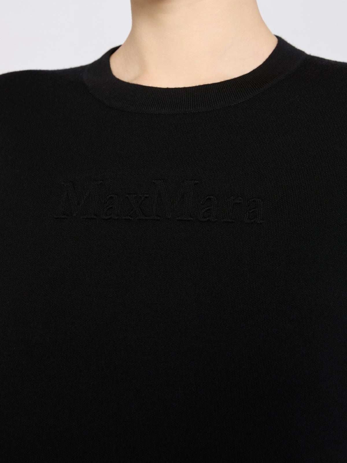 MAX MARA<BR/>Maglia in filato di lana con logo a rilievo - Nero MXMMANTO 003 MAX MARA 
