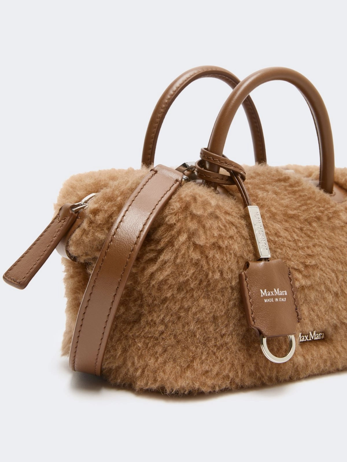 MAXMARA ACCESSORI<BR/>Bauletto piccolo in Teddy - Cammello MXATEDDYHOL 001 MAX MARA ACCESSORI 