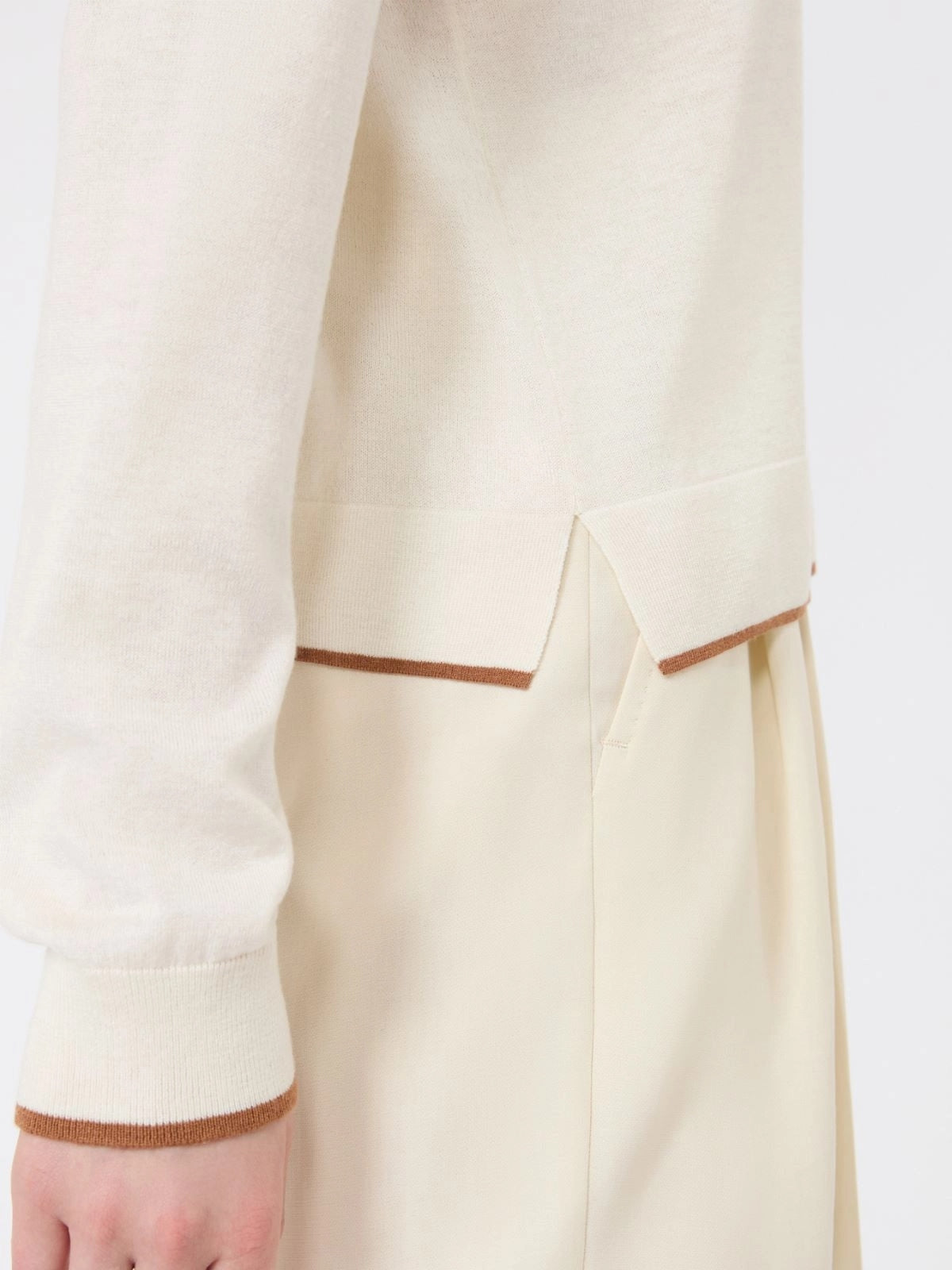 STUDIO<BR/>Cardigan in filato di lana e seta - Bianco Cammello MSTTARGA 012 MAX MARA STUDIO 