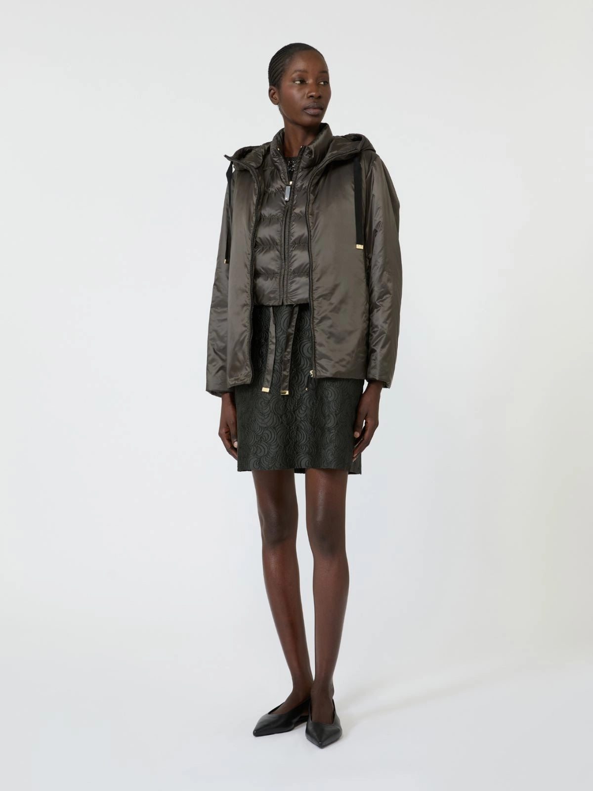 MAX MARA THE CUBE<BR/>Giacca imbottita con cappuccio in tela antigoccia - Nero GREENH 032 MAX MARA THE CUBE 