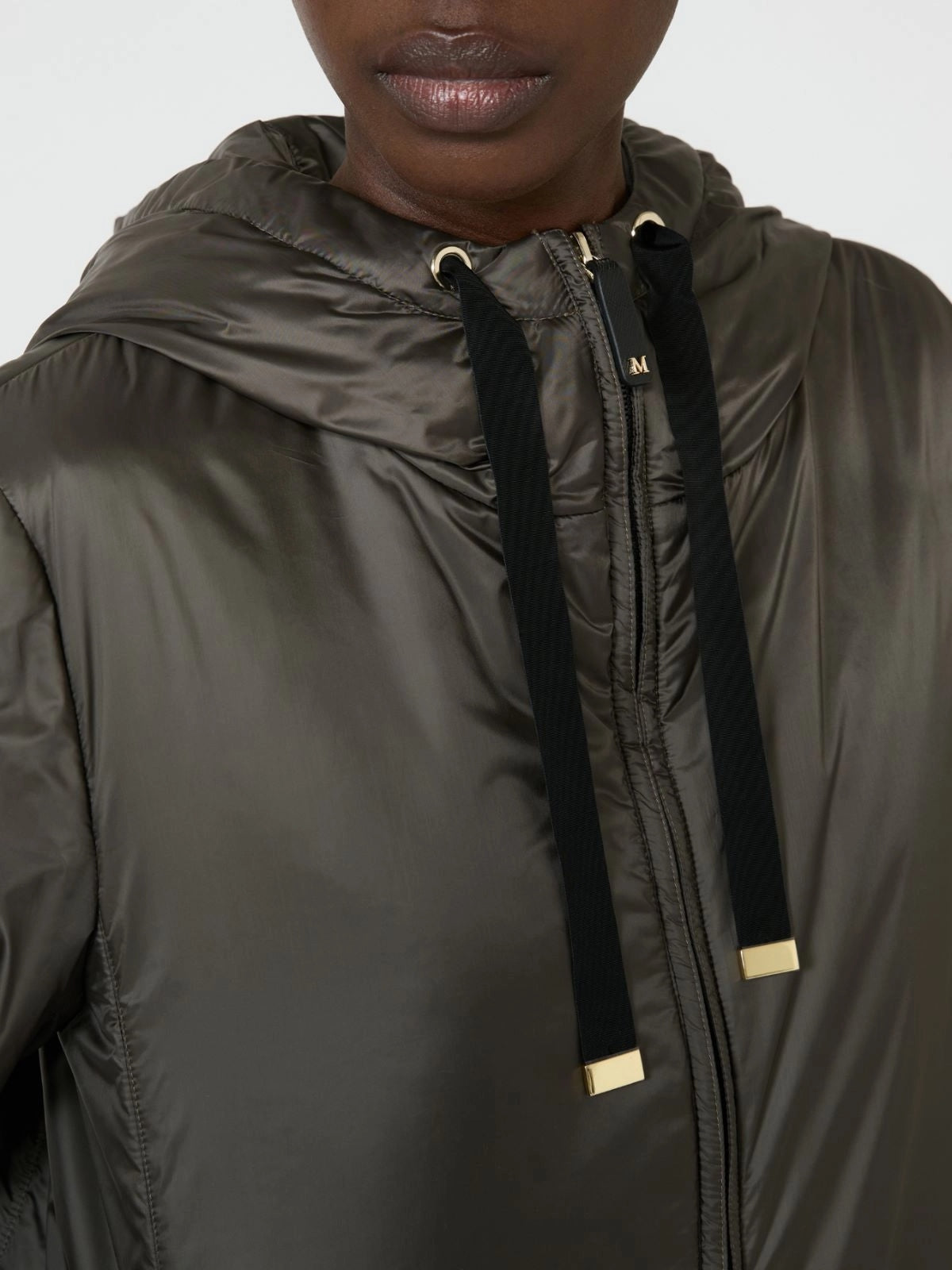 MAX MARA THE CUBE<BR/>Giacca imbottita con cappuccio in tela antigoccia - Nero GREENH 032 MAX MARA THE CUBE 