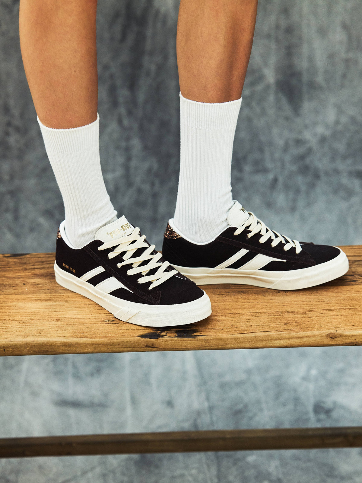 Royal Classic in Suede Prugna e Crema<BR/><BR/> RC426SLW PC00015 PRO-KEDS 