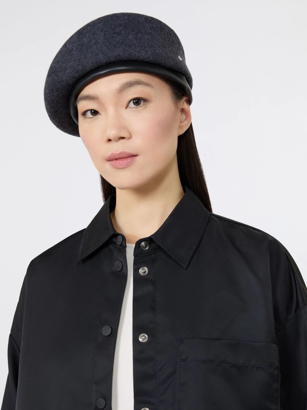 WEEKEND MAX MARA<BR/>Basco in feltro di lana - Grigio medio WKAMANTO 002 WEEKEND 