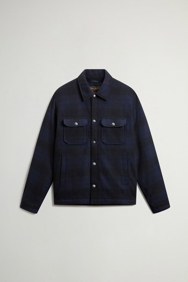 Giacca a camicia Alaskan Check a quadri imbottita in misto lana italiana riciclata<BR/> CFWOOS2018MBUT3046 3983 WOOLRICH 