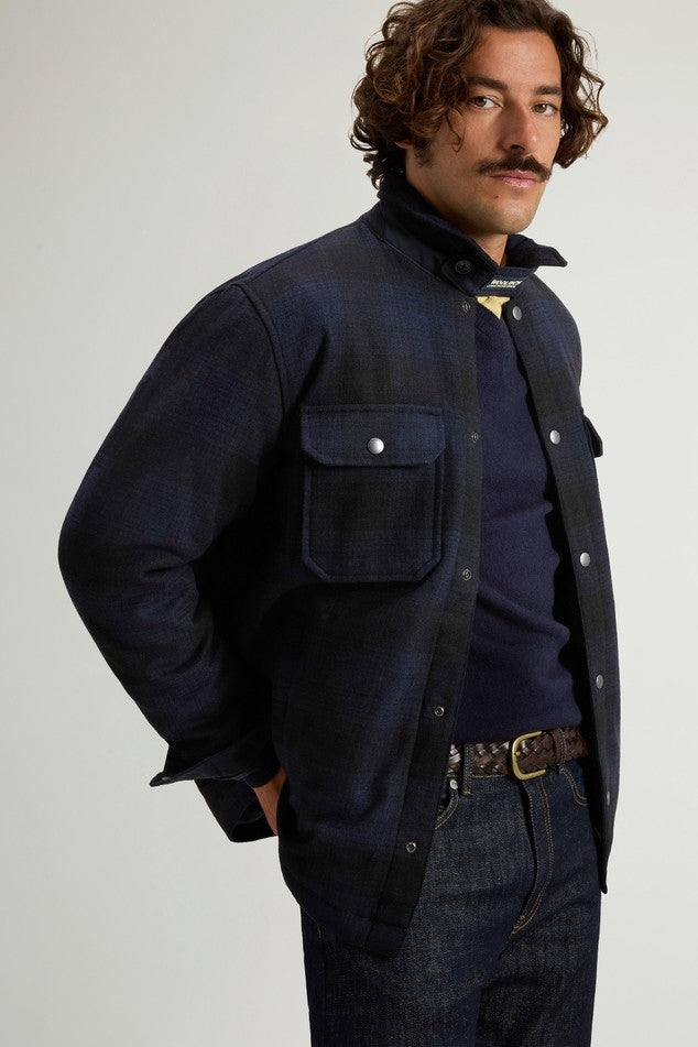 Giacca a camicia Alaskan Check a quadri imbottita in misto lana italiana riciclata<BR/> CFWOOS2018MBUT3046 3983 WOOLRICH 
