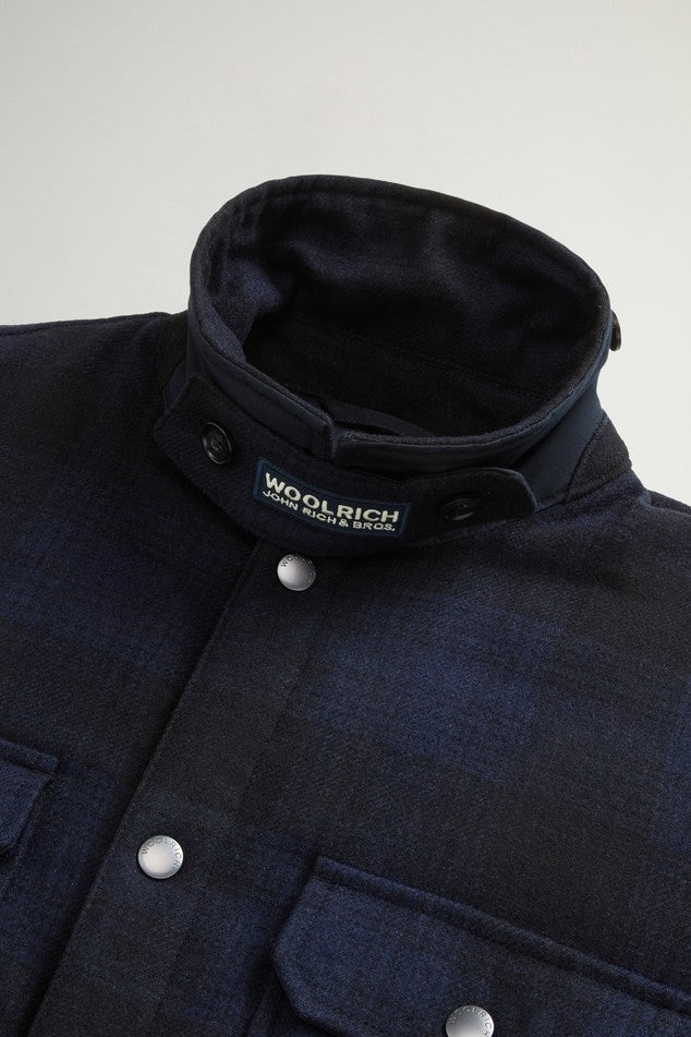 Giacca a camicia Alaskan Check a quadri imbottita in misto lana italiana riciclata<BR/> CFWOOS2018MBUT3046 3983 WOOLRICH 