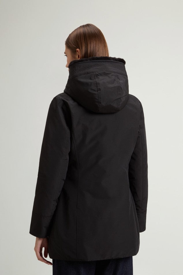 Heritage Boulder Parka in Ramar Cloth<BR/> CFWWOU2265FRUT0001 BLK WOOLRICH 