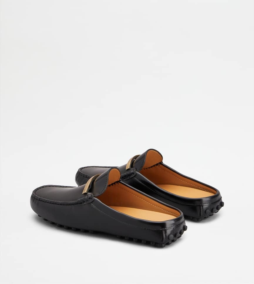 Gommino Sabot in Pelle XXW22L0IY70U18 B999 TOD'S 
