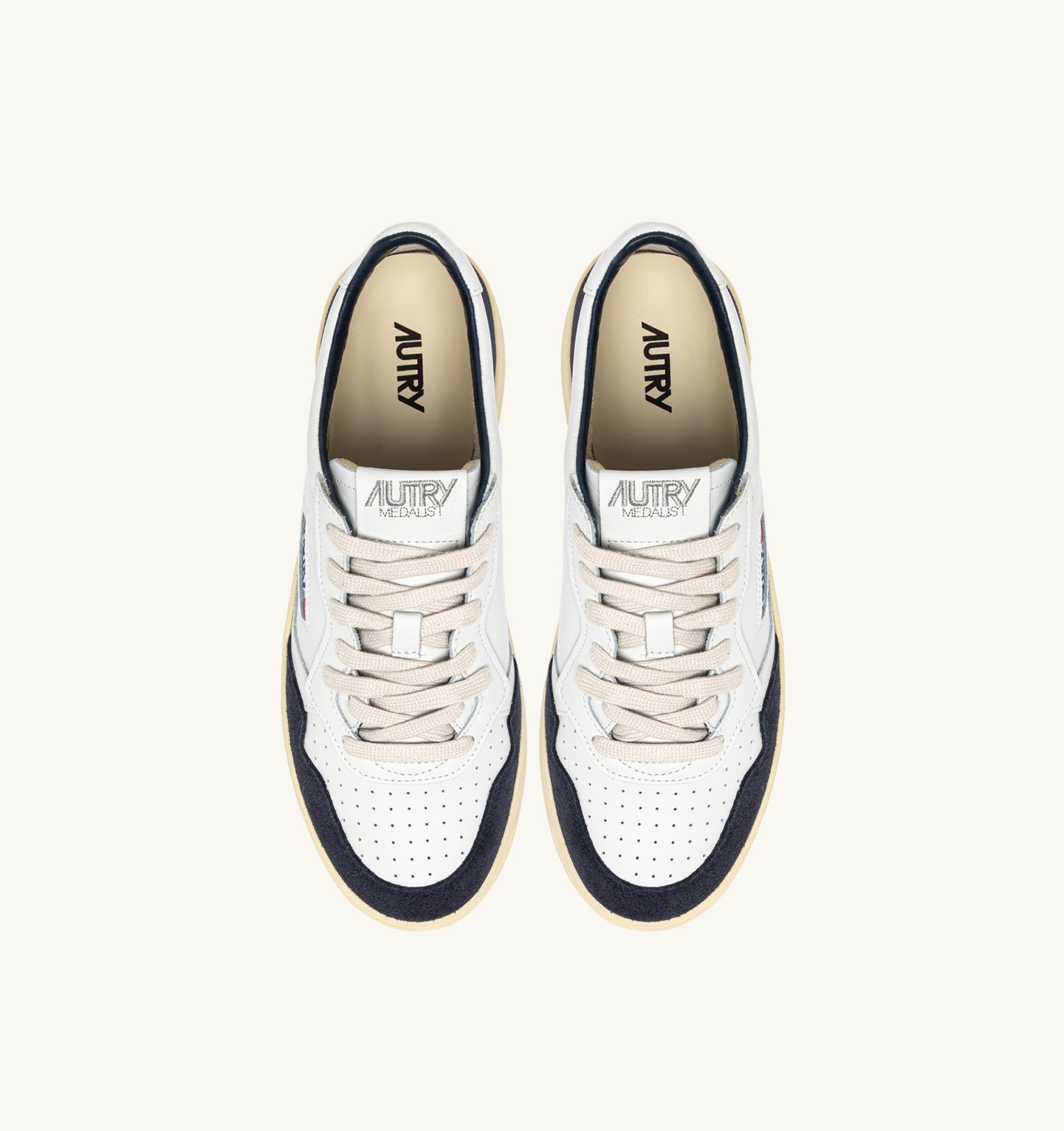 SNEAKERS MEDALIST LOW IN PELLE BIANCA E SUEDE OCEANO AULM FT07 AUTRY ACTION SHOES 