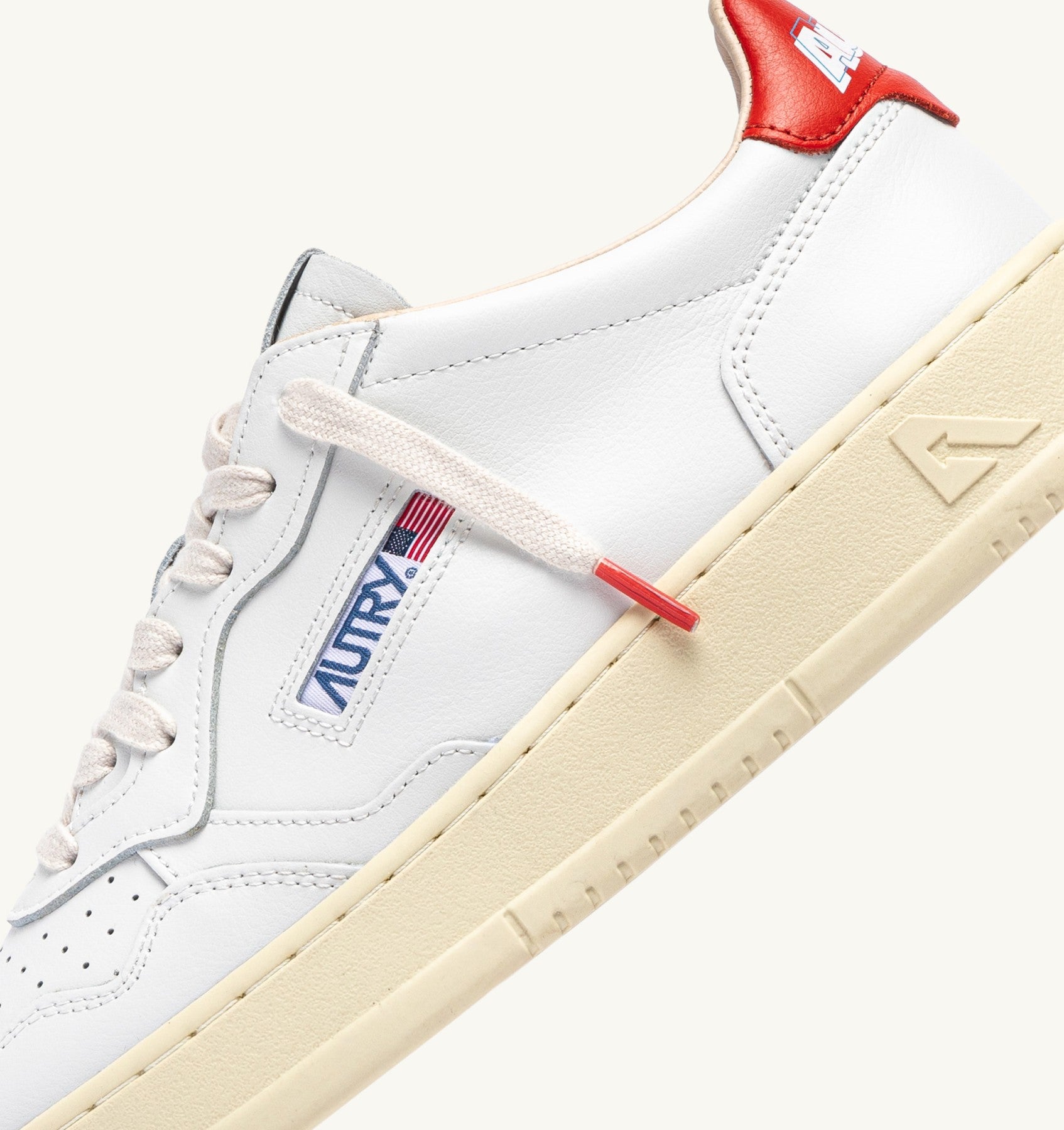 SNEAKERS MEDALIST LOW IN PELLE BIANCA E SPICY ORANGE<BR/> AULM TB03 AUTRY ACTION SHOES 