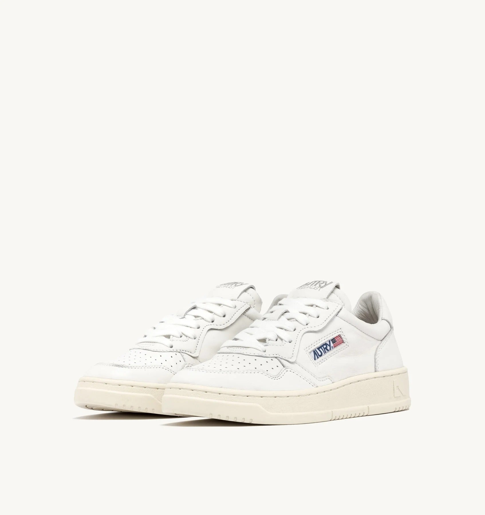 SNEAKERS MEDALIST LOW IN NAPPA BIANCA SUPER SOFT<BR/> AULW GG04 AUTRY ACTION SHOES 