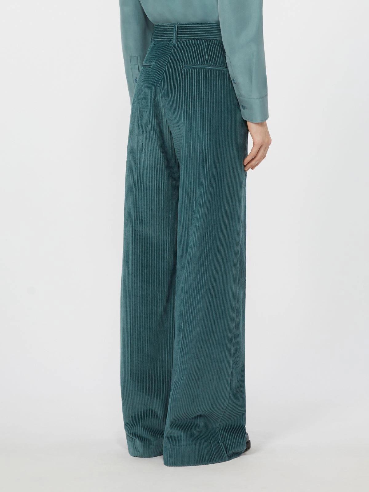 Pantalone ampio in velluto a coste TANIA 017 WEEKEND 