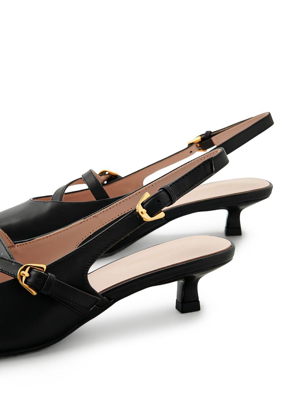Slingback Ginko Coccinelle in Pelle nera<BR/> E4U0R210201 001 COCCINELLE 